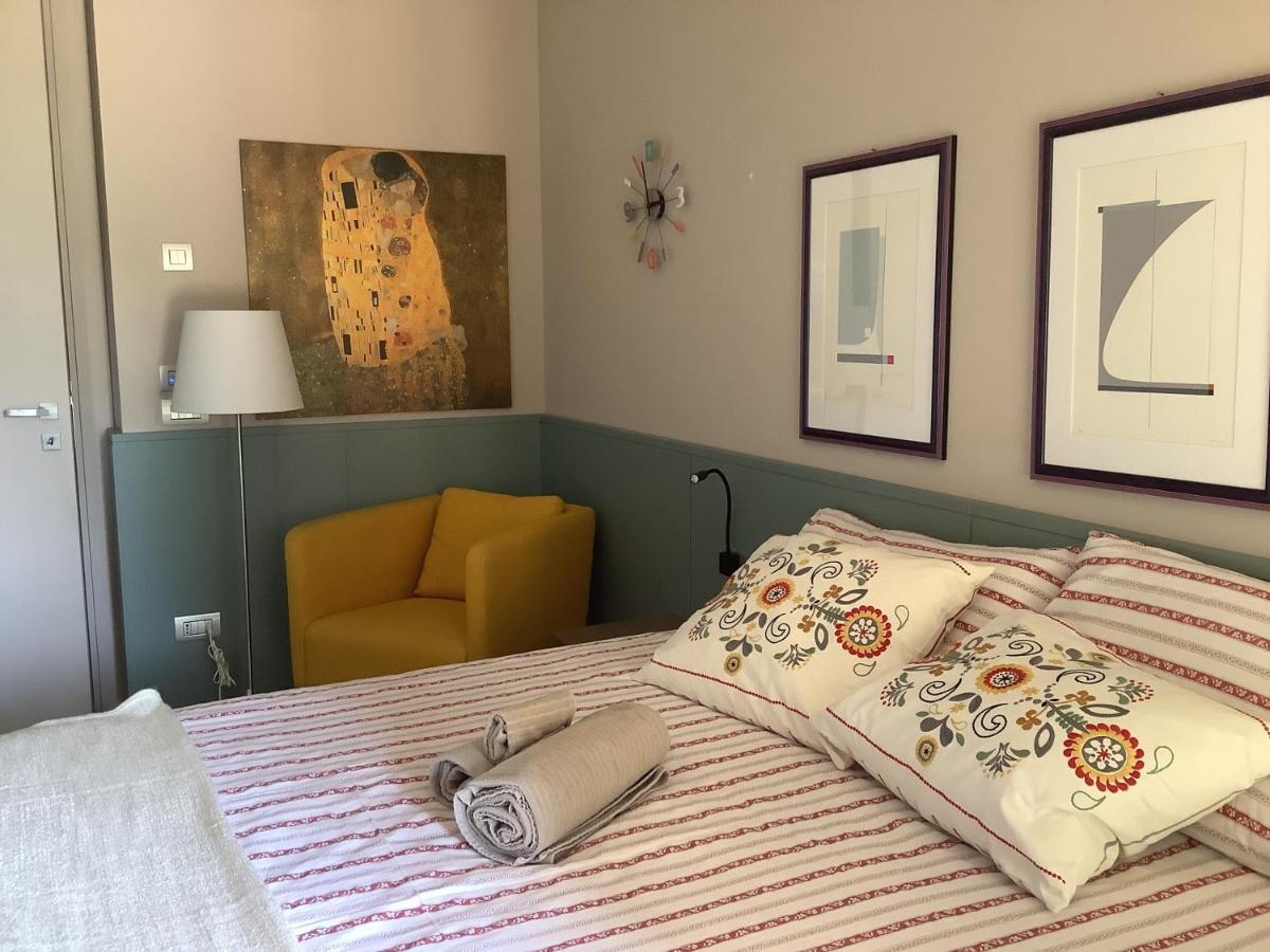 B&B La Casa Di Angela Cusago Kültér fotó